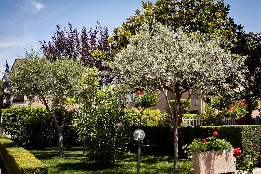 Hotel Vignola Assisi Esterno foto