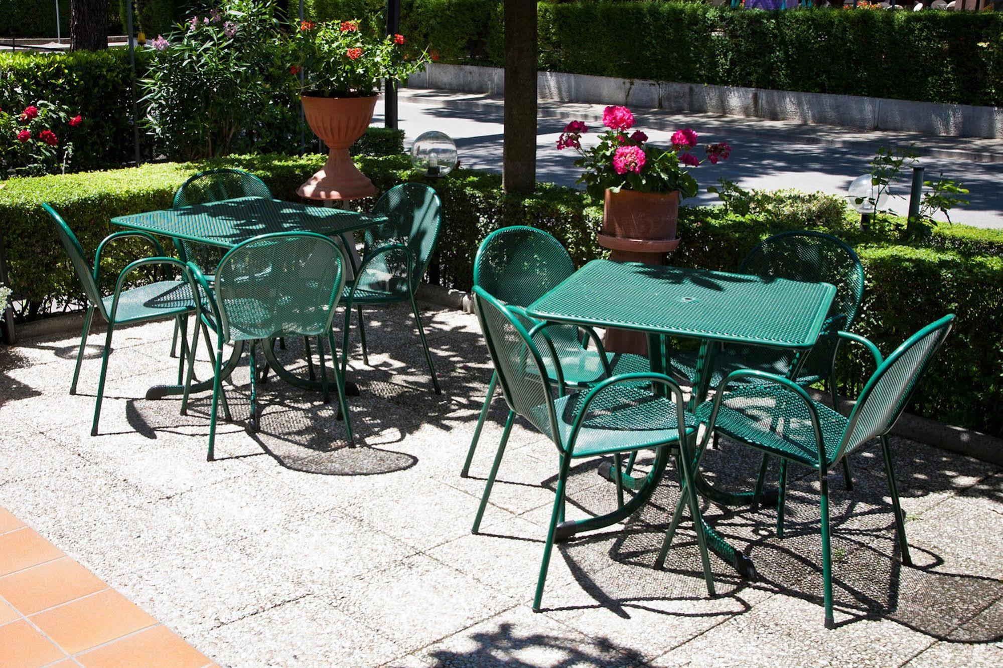 Hotel Vignola Assisi Esterno foto